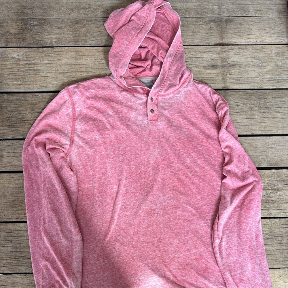 johnnie-O Men’s XL Malibu Red Long Sleeve Hoodie Tee